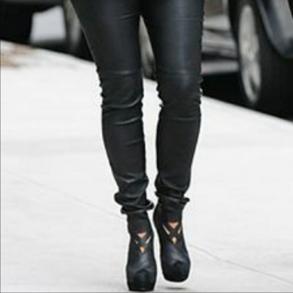 Yves Saint Laurent “Divine” ankle boot size 38.5. - Picture 3 of 4